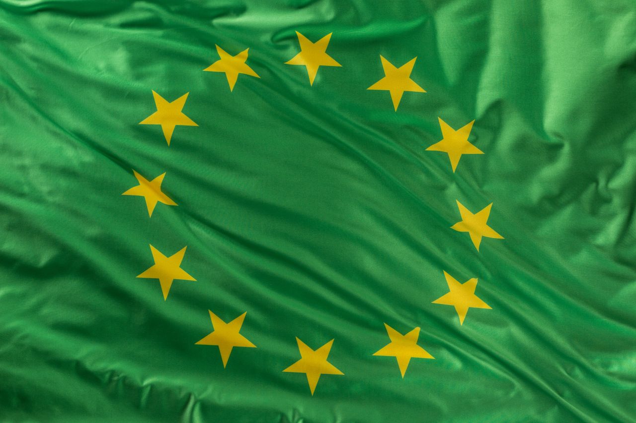 Déforestation importée : interview de Me Florian Ferjoux pour Lexbase sur le report de la mise en œuvre du Règlement de l’Union européenne relatif à la lutte contre la déforestation importée